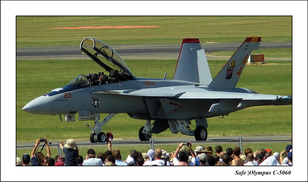 2005 - 06 - F18 - 11.JPG